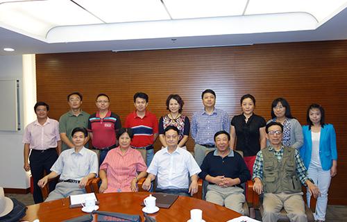 4北京城市发展研究院院务会.JPG